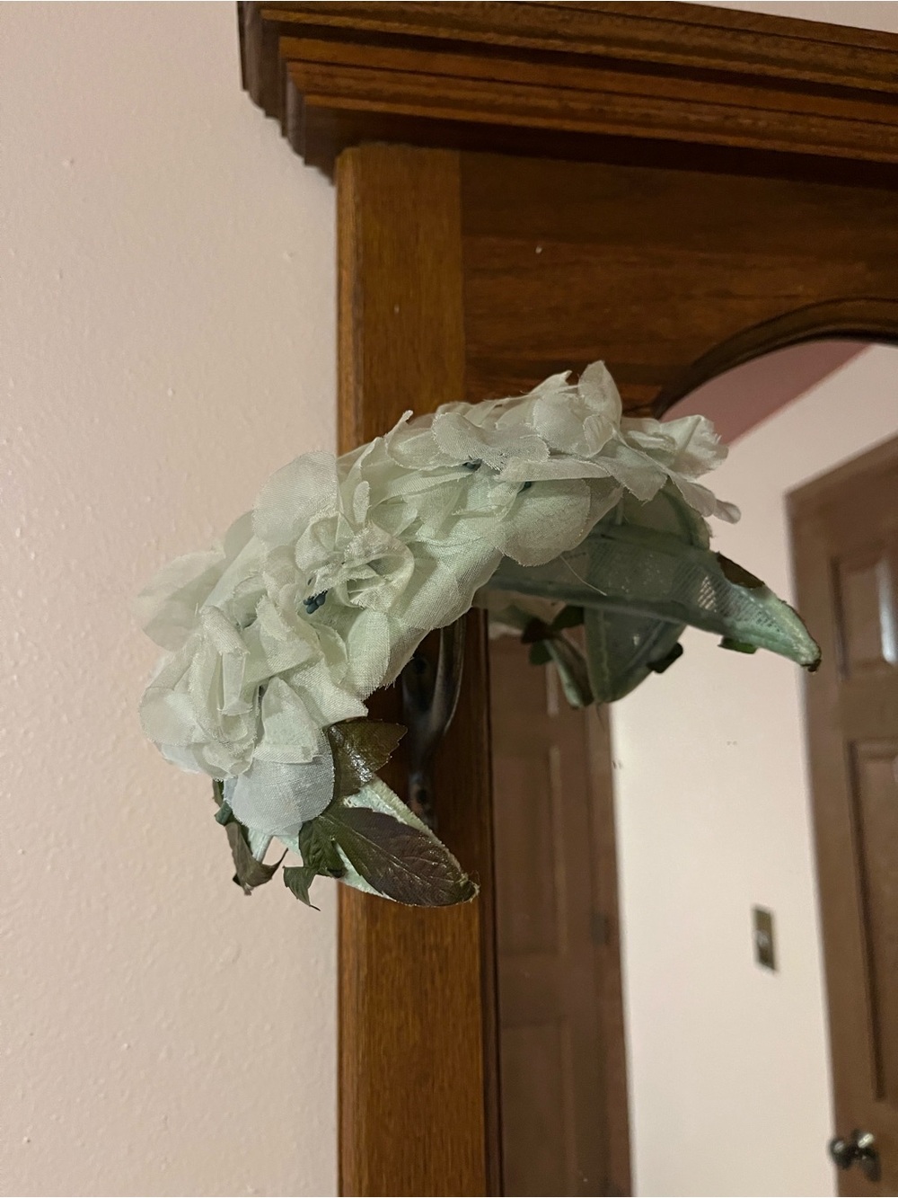 Vintage 1950’s Floral Fabric Hat in Light Mint Green